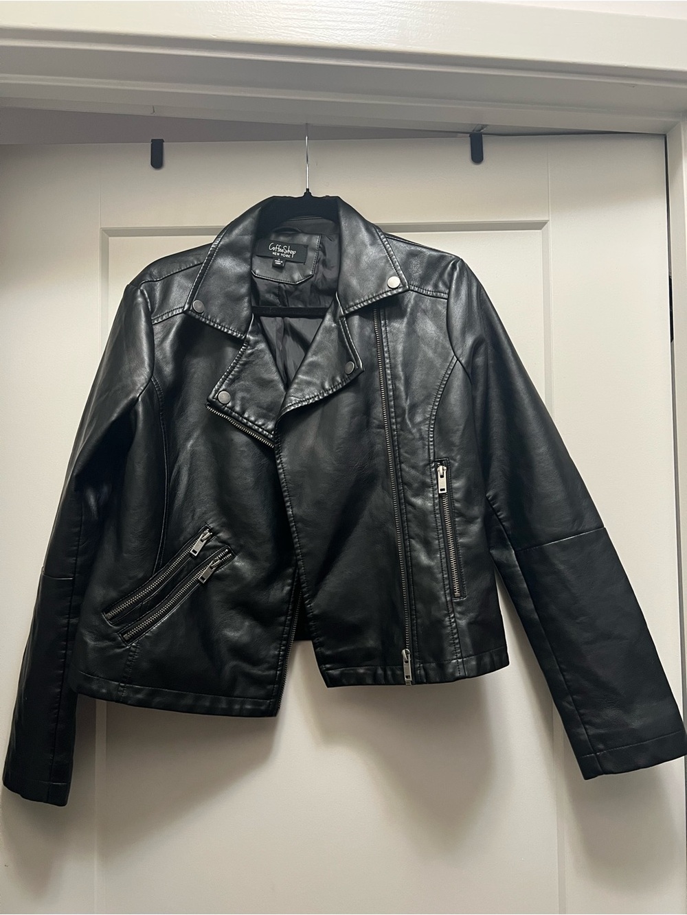 Chic Black Faux Leather Moto Jacket